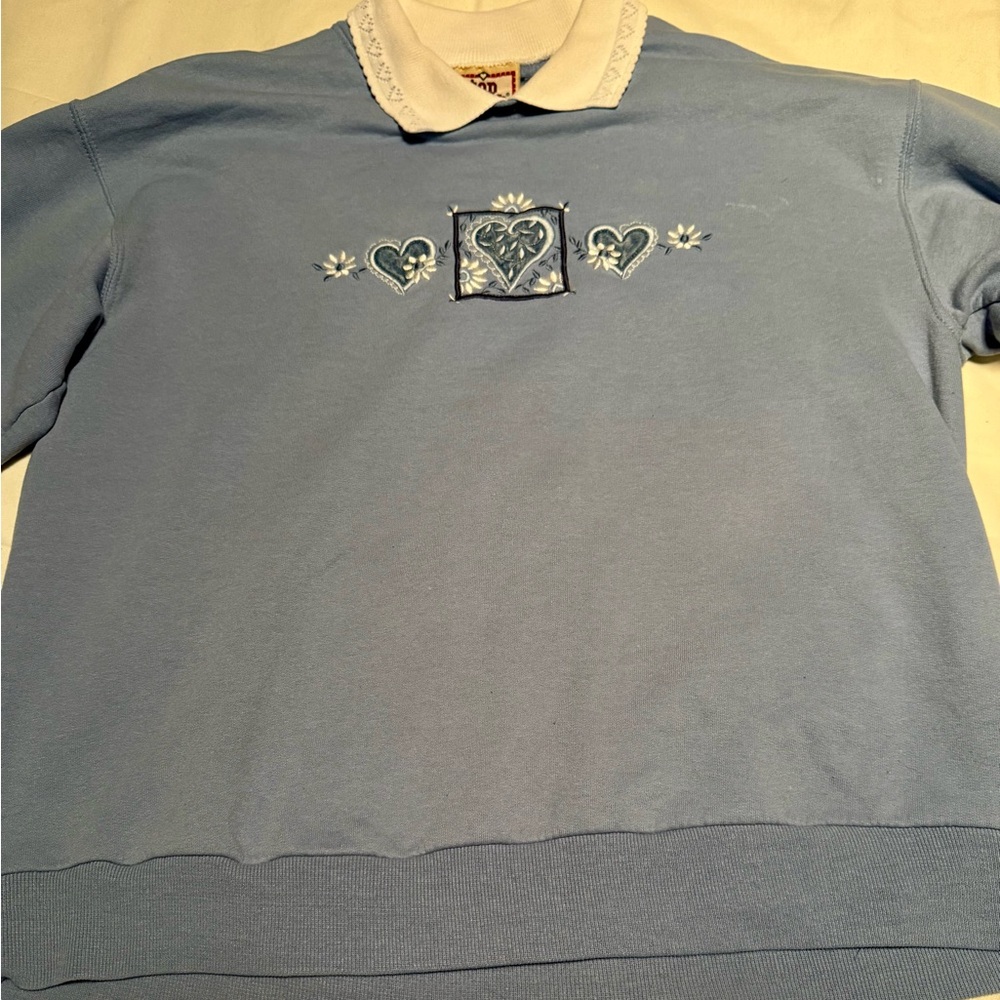 Vtg Top Stitch by Morning Sun Sweatshirt M Blue Embroidered Collar Hearts Floral